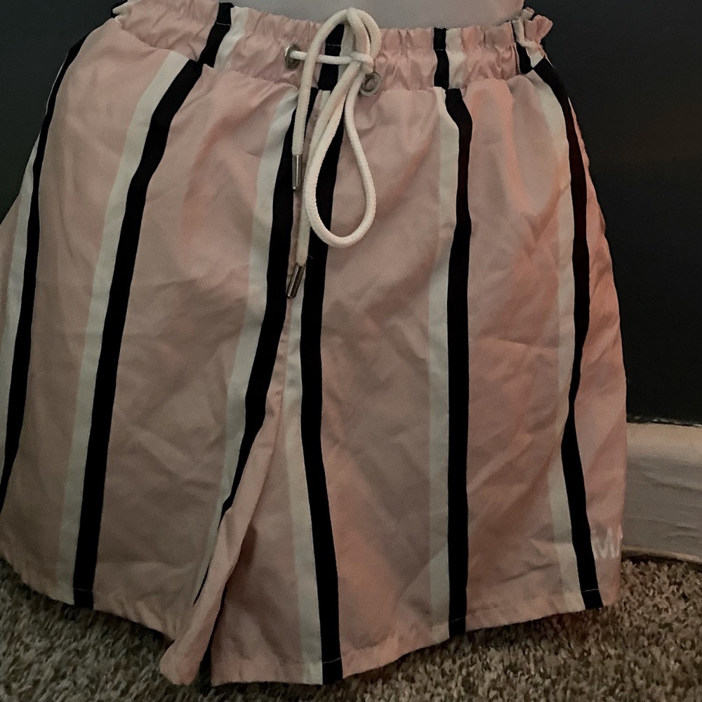 Pink with blue & white stripe female shorts Athony suit with ties new sz L